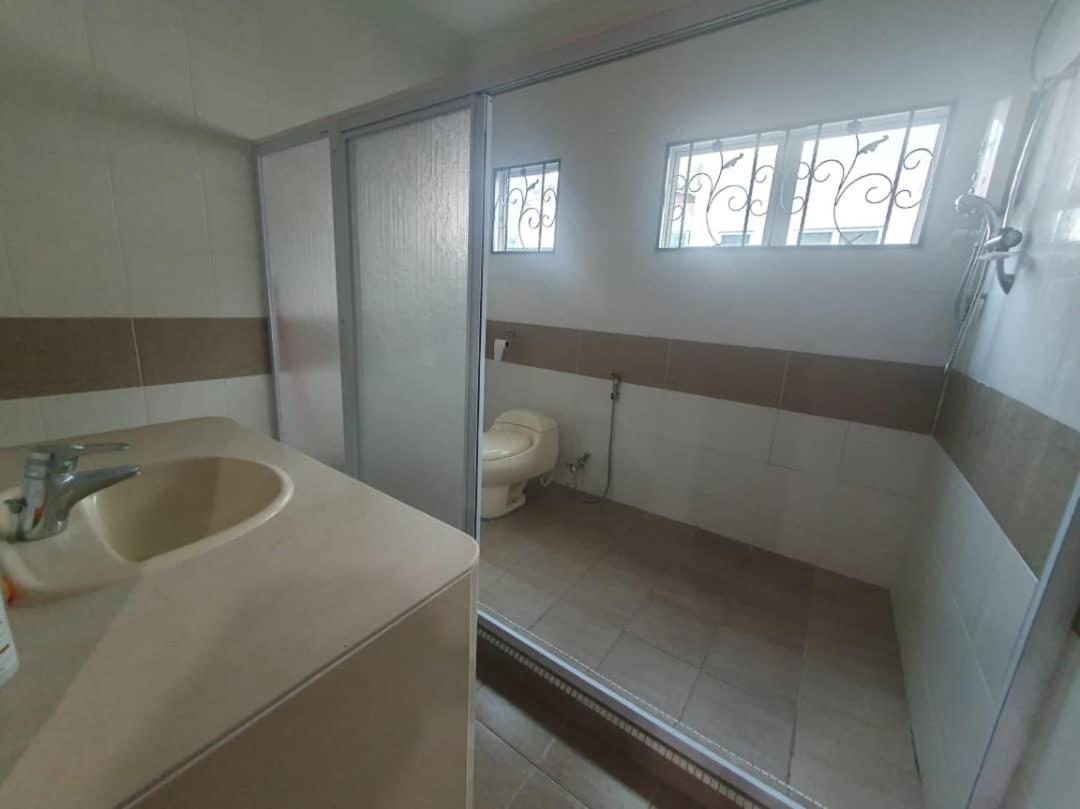 Ipoh Vacation Home Экстерьер фото